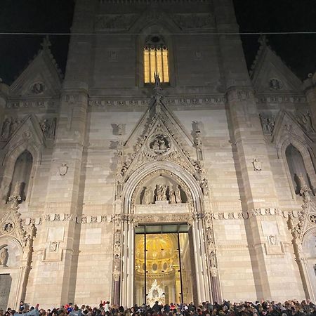 Vista Cattedrale Villa Neapel Exteriör bild